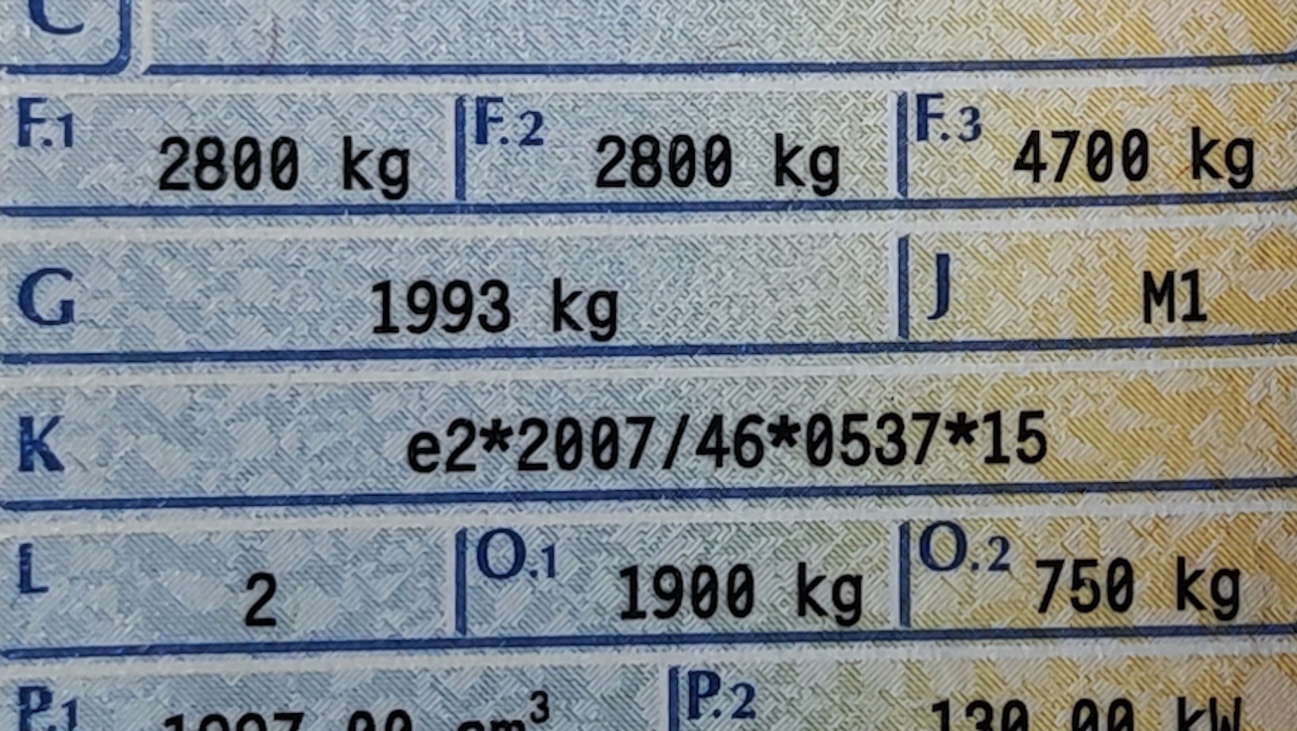 W tych rubrykach dowodu rejestracyjnego zapisane są podstawowe dane dotyczące jego możliwości transportowych.