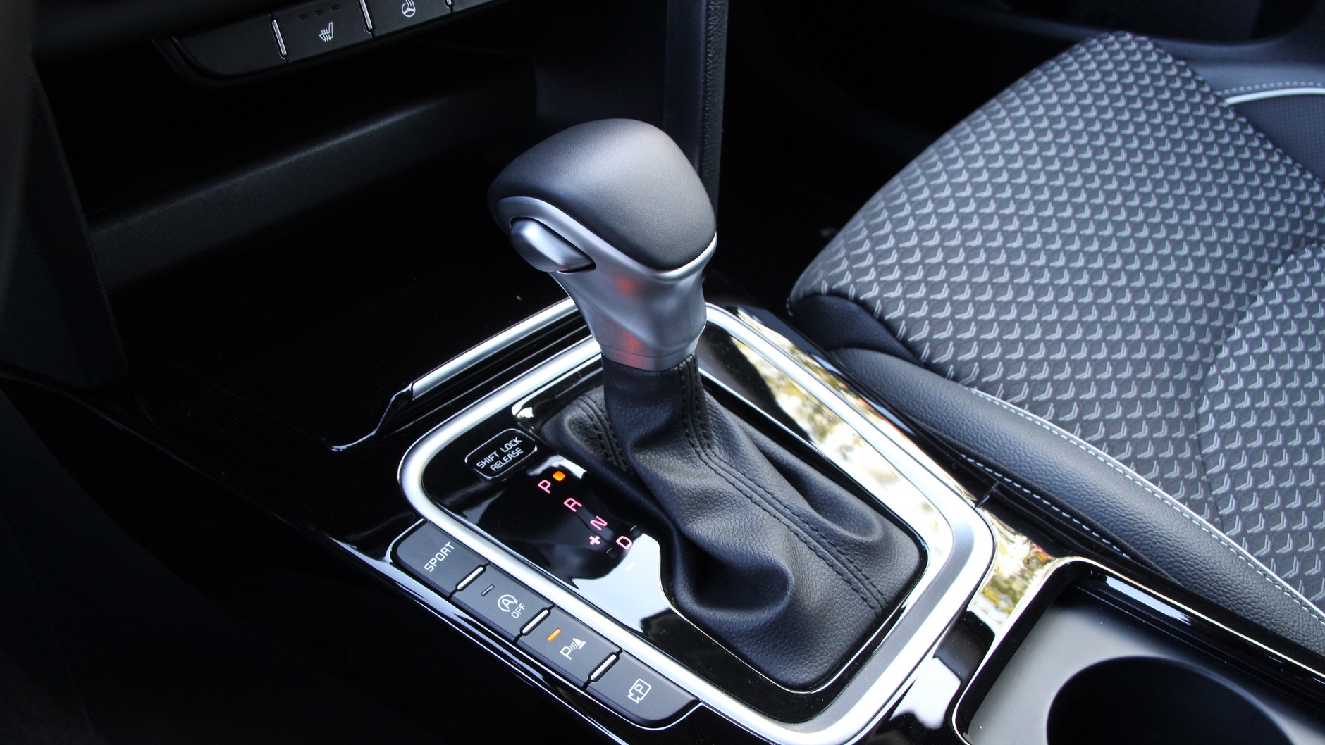 Kia Ceed kombi 1.5 T-GDI DCT Tribute