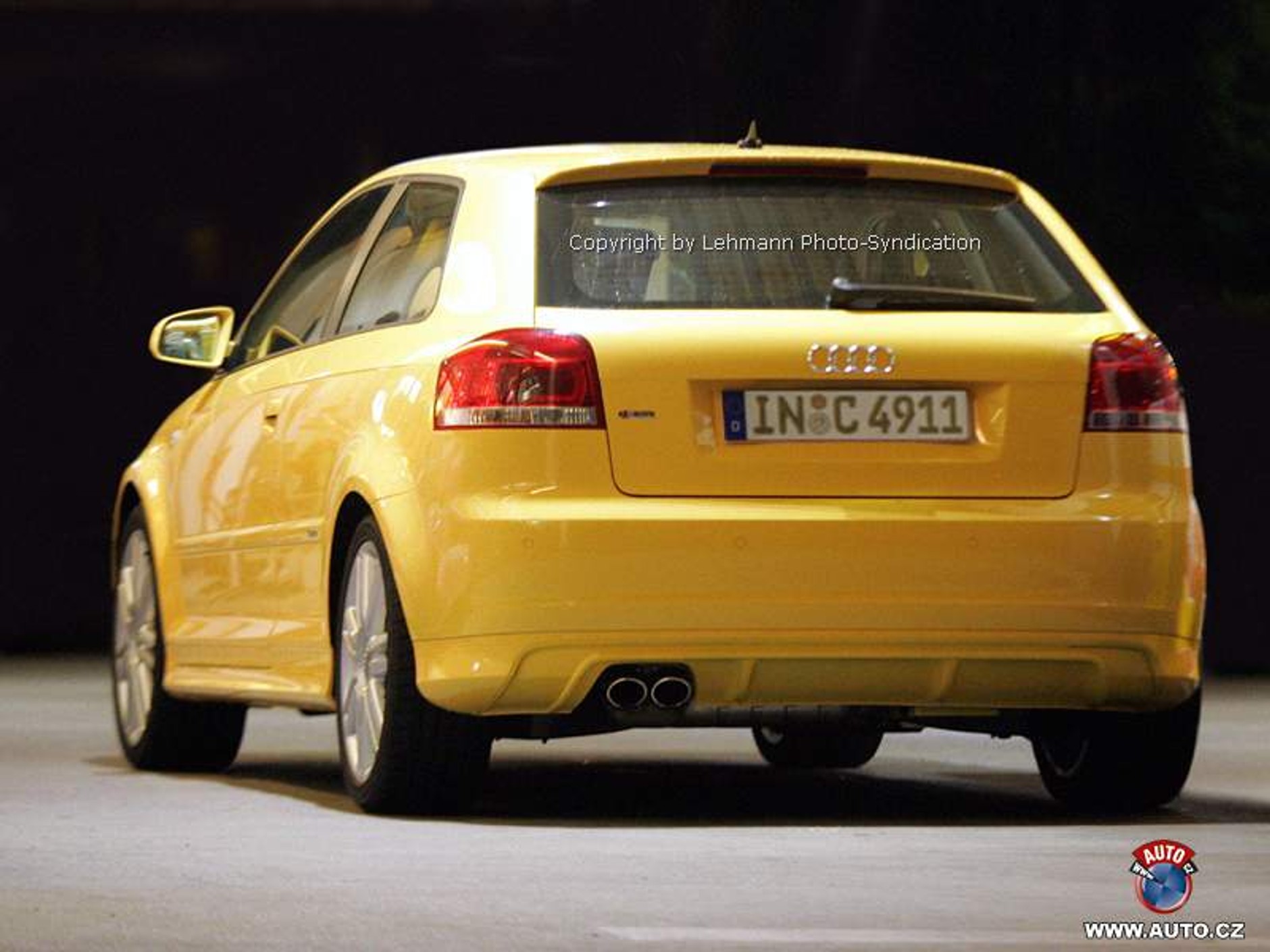 Spy Photos: Audi S3 bez maskowania