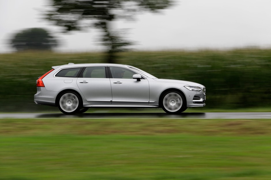 Volvo V90 D5 AWD