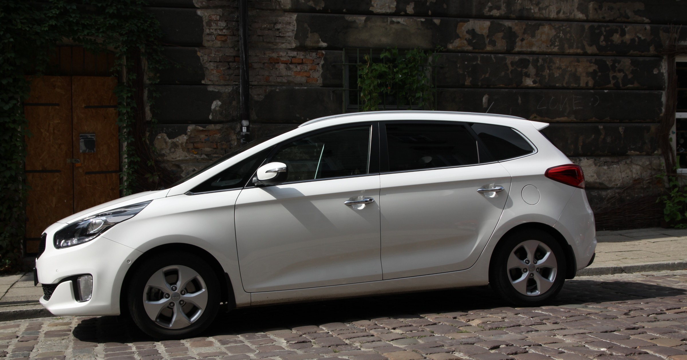 Kia Carens IV