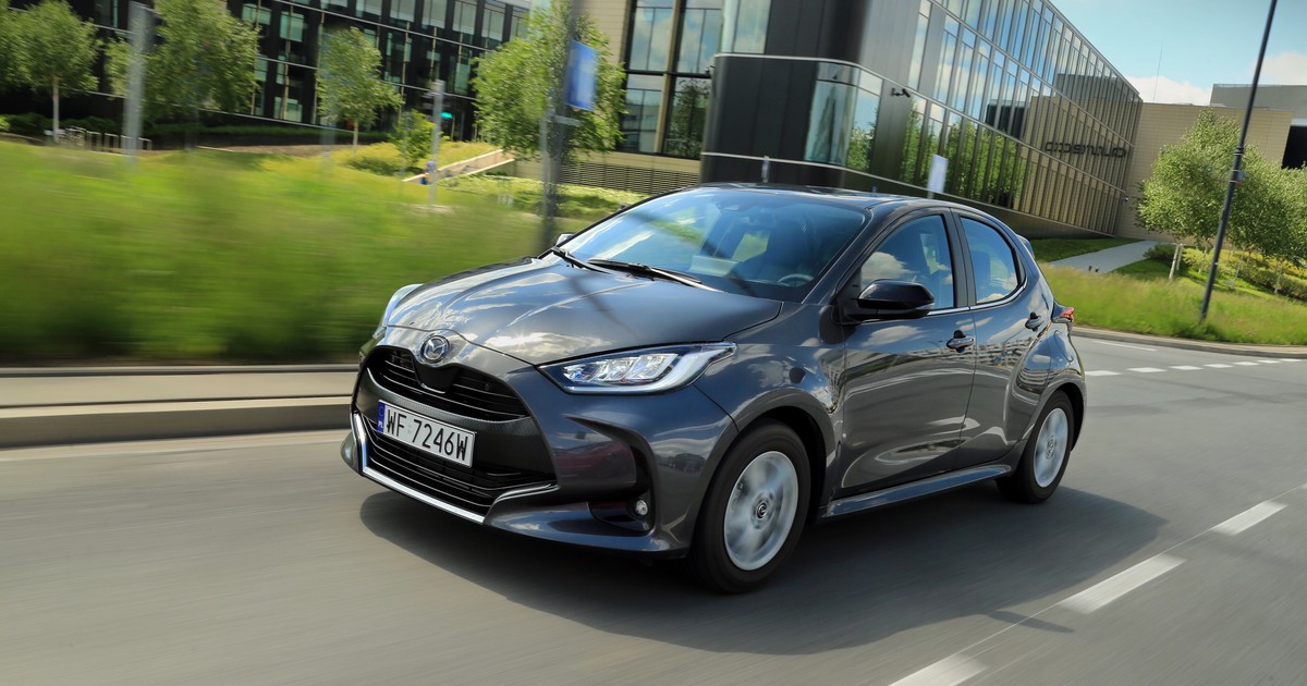 Mazda 2 Hybrid