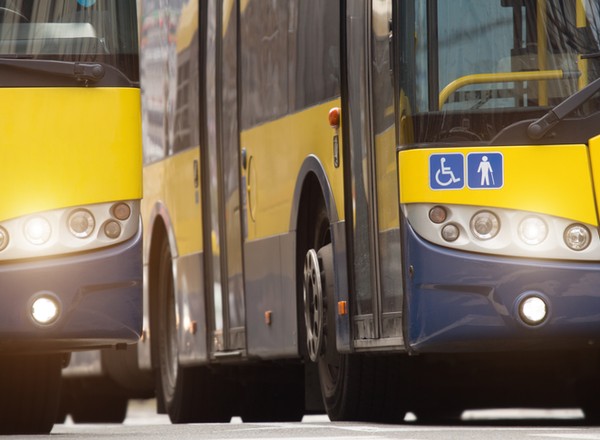 Owocowe czwartki, a może karta na siłownię? Nie, dziękuję, proszę bon paliwowy