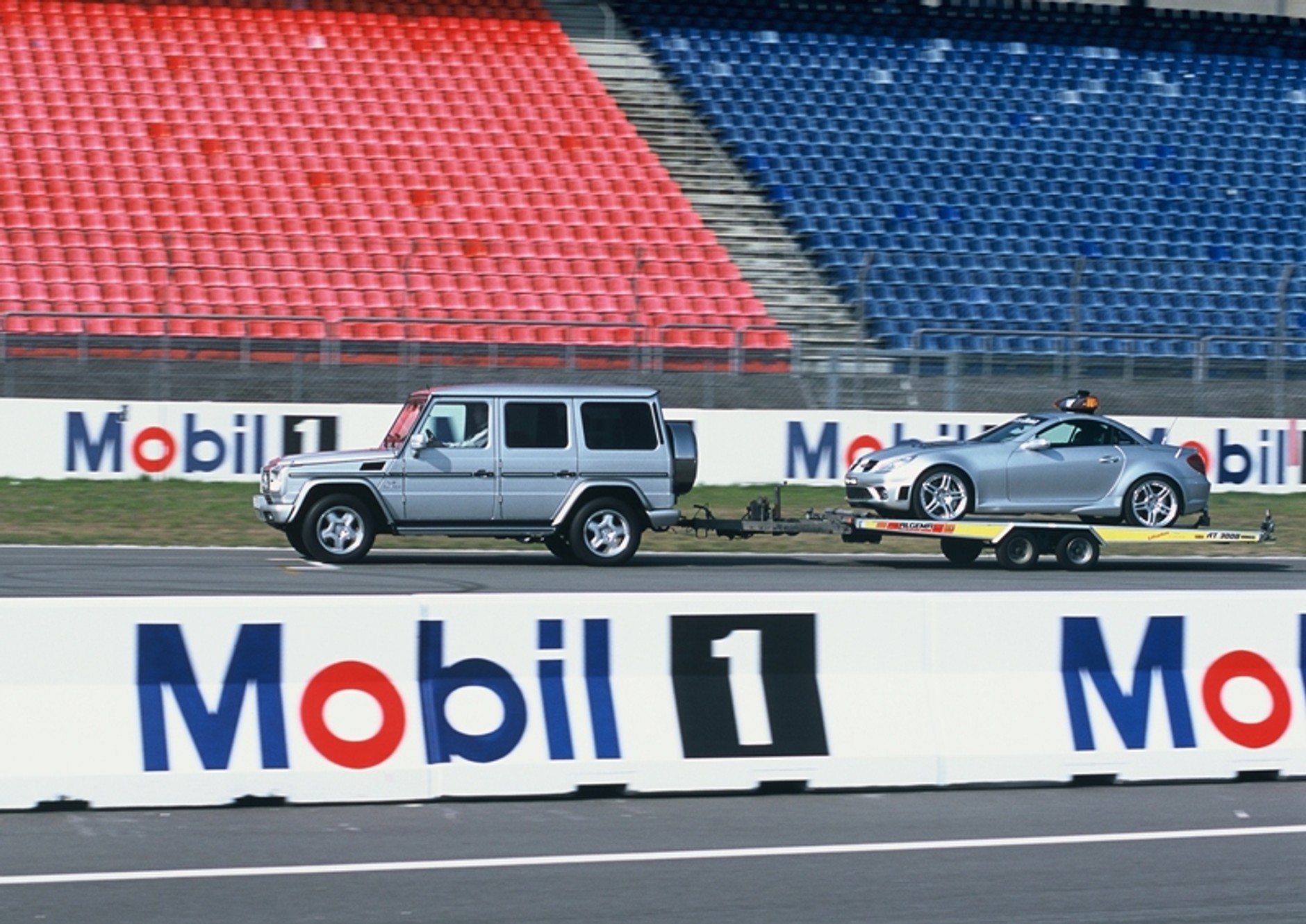Mercedes SLS AMG to najszybszy safety car świata, ale znalazłem jeszcze kilka ciekawszych