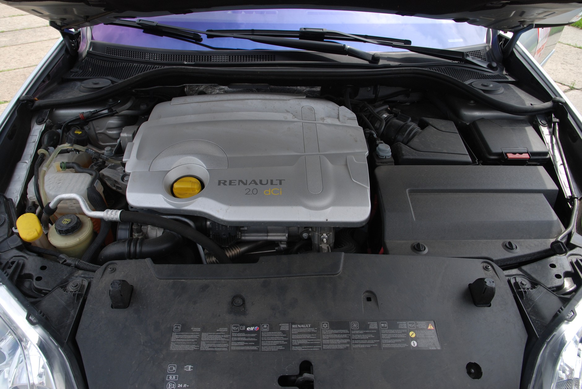 Po problematycznym 1.9 dCi, jego następca, czyli 2.0 dCi stał się wzorem do naśladowania. Mocny, oszczędny i bezproblemowy