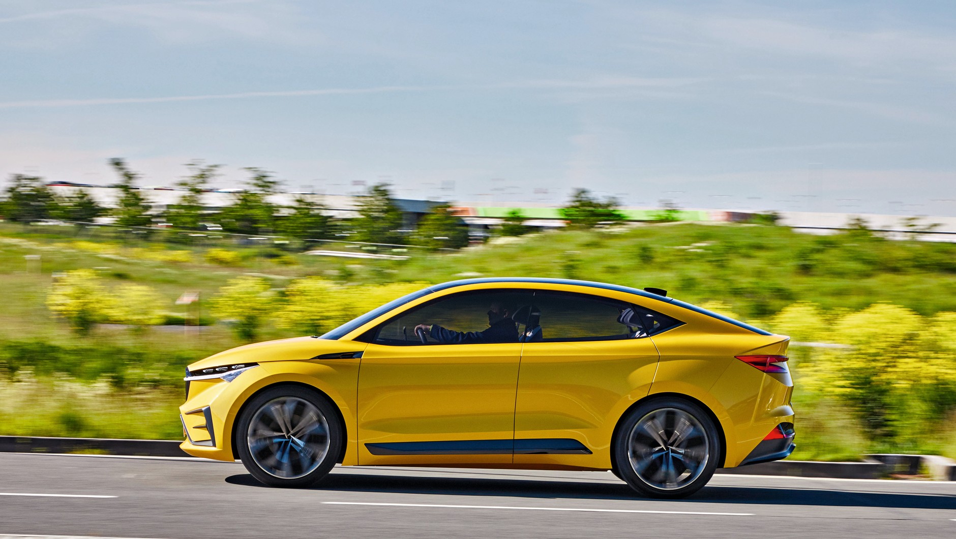 Skoda Vision iV: zgrabna sylwetka modnego SUV-a coupé