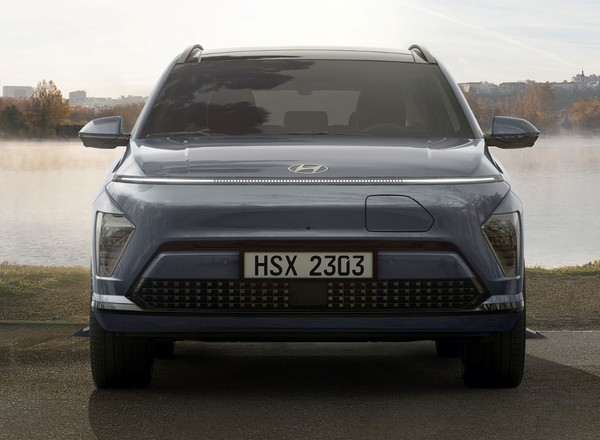 Nowy Hyundai Kona to jeden z najbardziej awangardowych SUV-ów. Odważniejszy od Multipli?