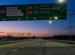 Nowe oznakowanie na drogach. GDDKiA pyta kierowców o zdanie