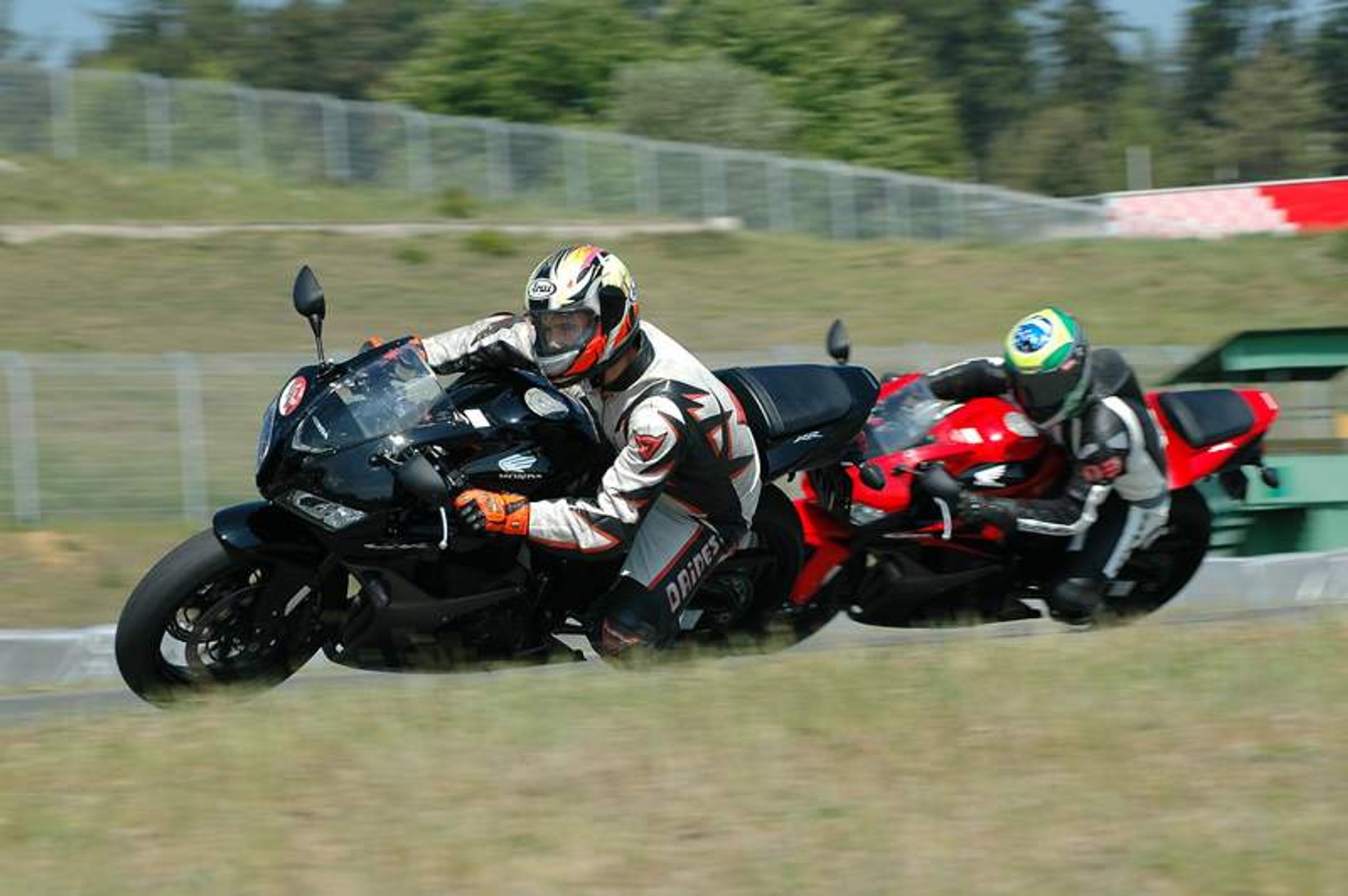 Supermoto Honda Days: nowy CBR600RR na torze