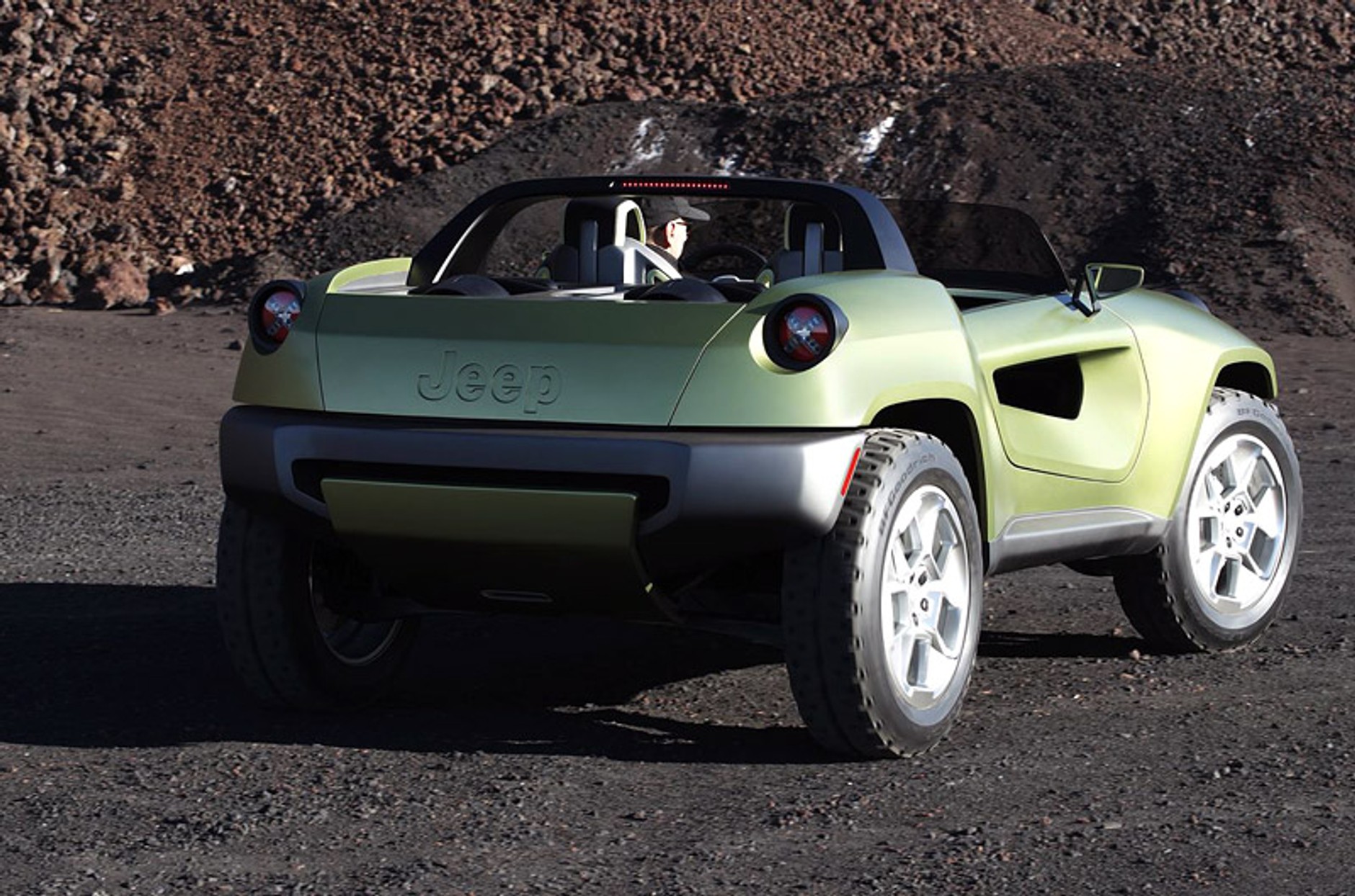 Detroit 2008: Jeep Renegade Concept – minimalistyczny roadster do terenu