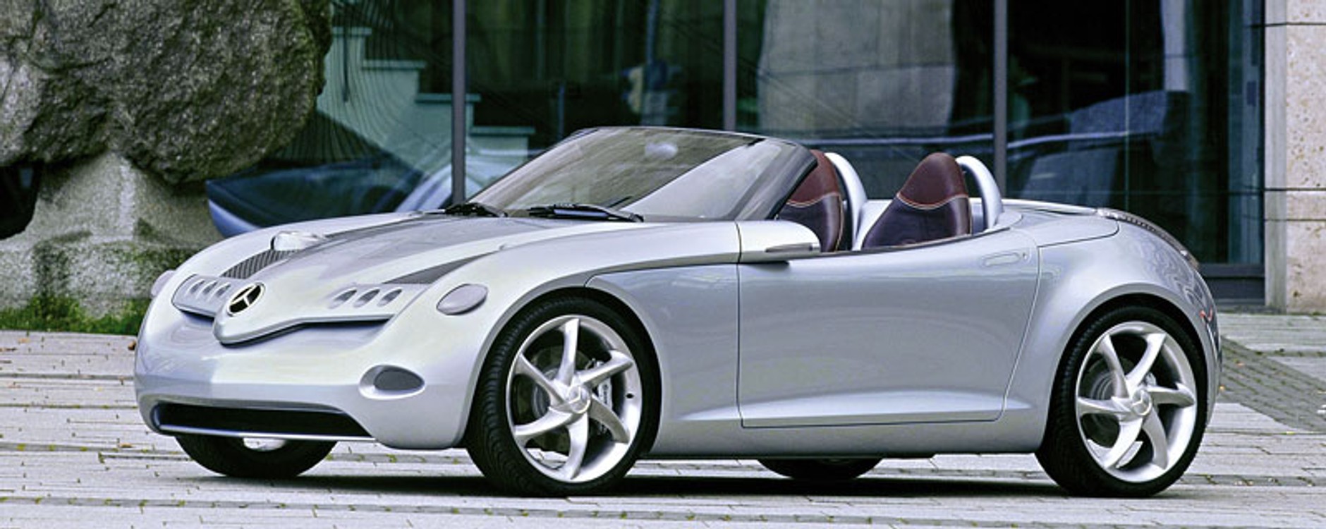 Mercedes-Benz: wznowienie planów dotyczących małego roadstera