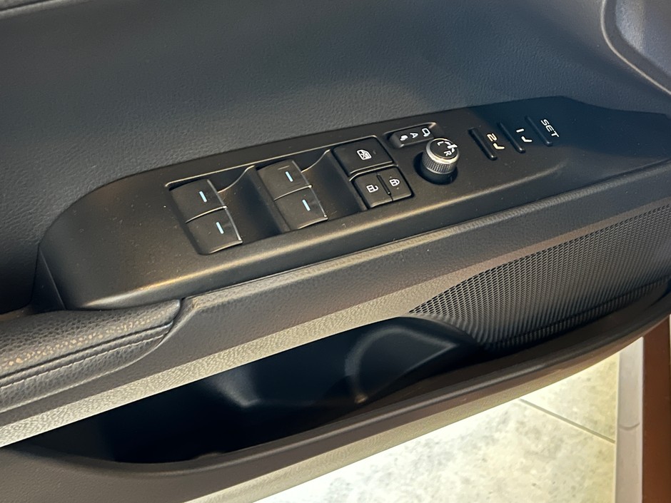 Toyota Camry 2024