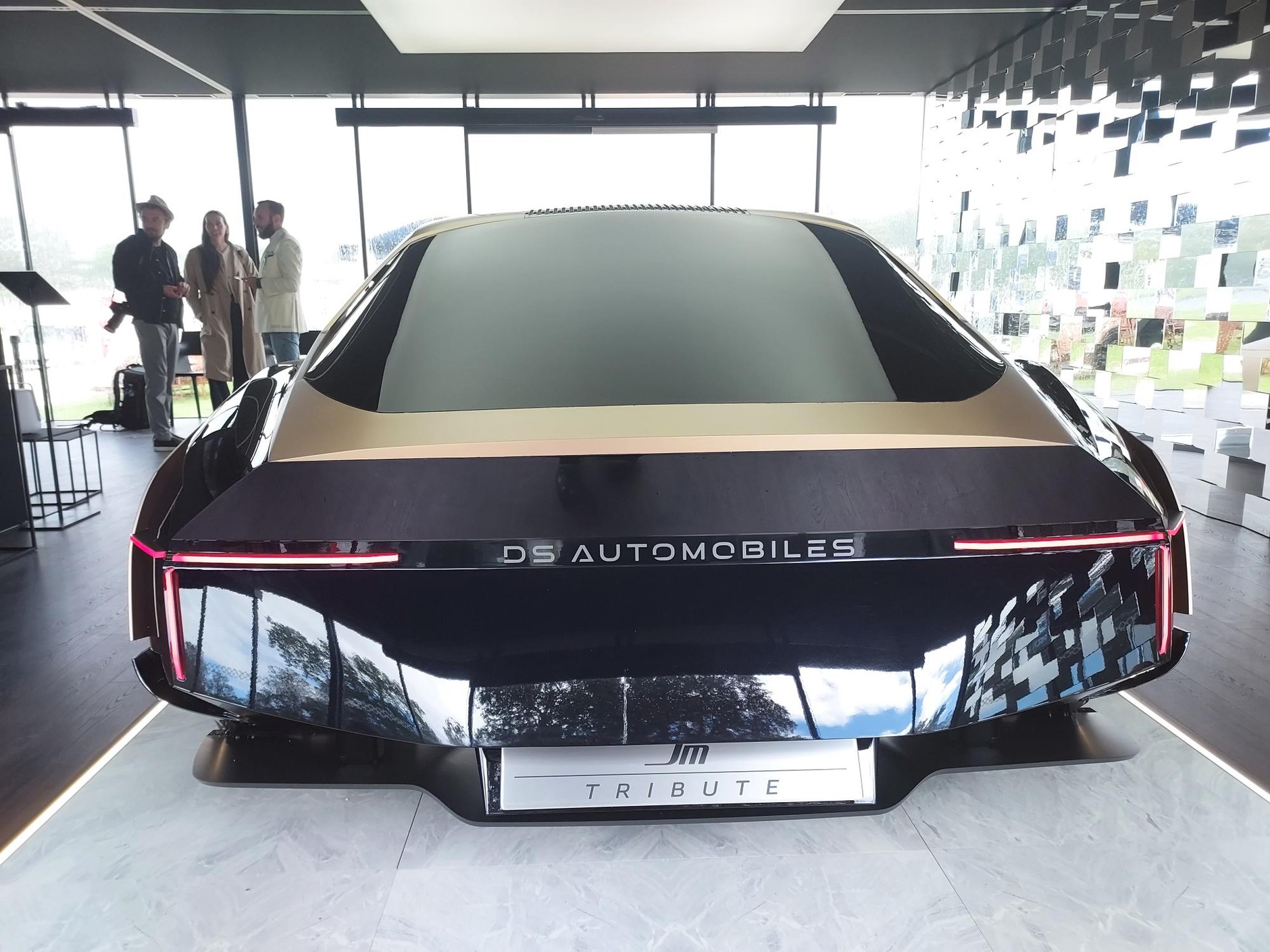 SM Tribute – studium projektowe