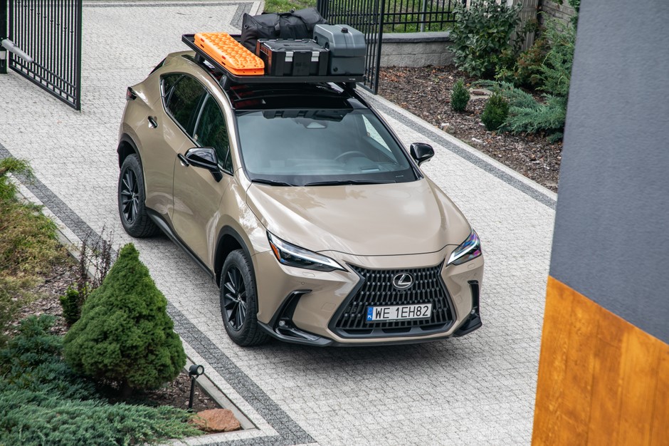 Akcesoria do Lexusów w ramach akcji "Wakacje All-Inclusive"