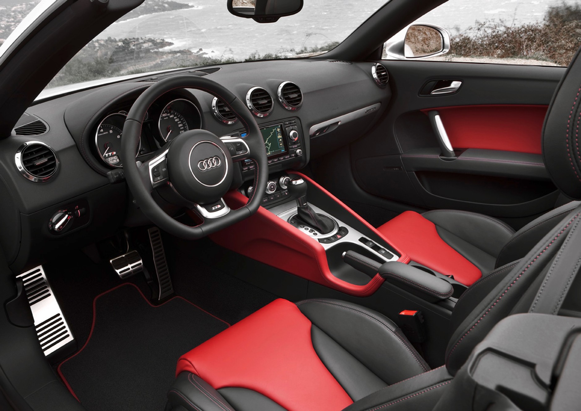 AMI 2010: Audi TT po wiosennym faceliftingu