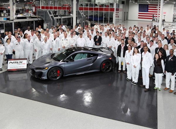 To koniec sportowej legendy. Ostatni NSX opuścił fabrykę