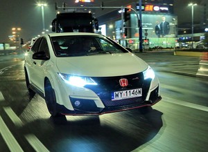 Honda Civic Type-R - mroczny zabijaka