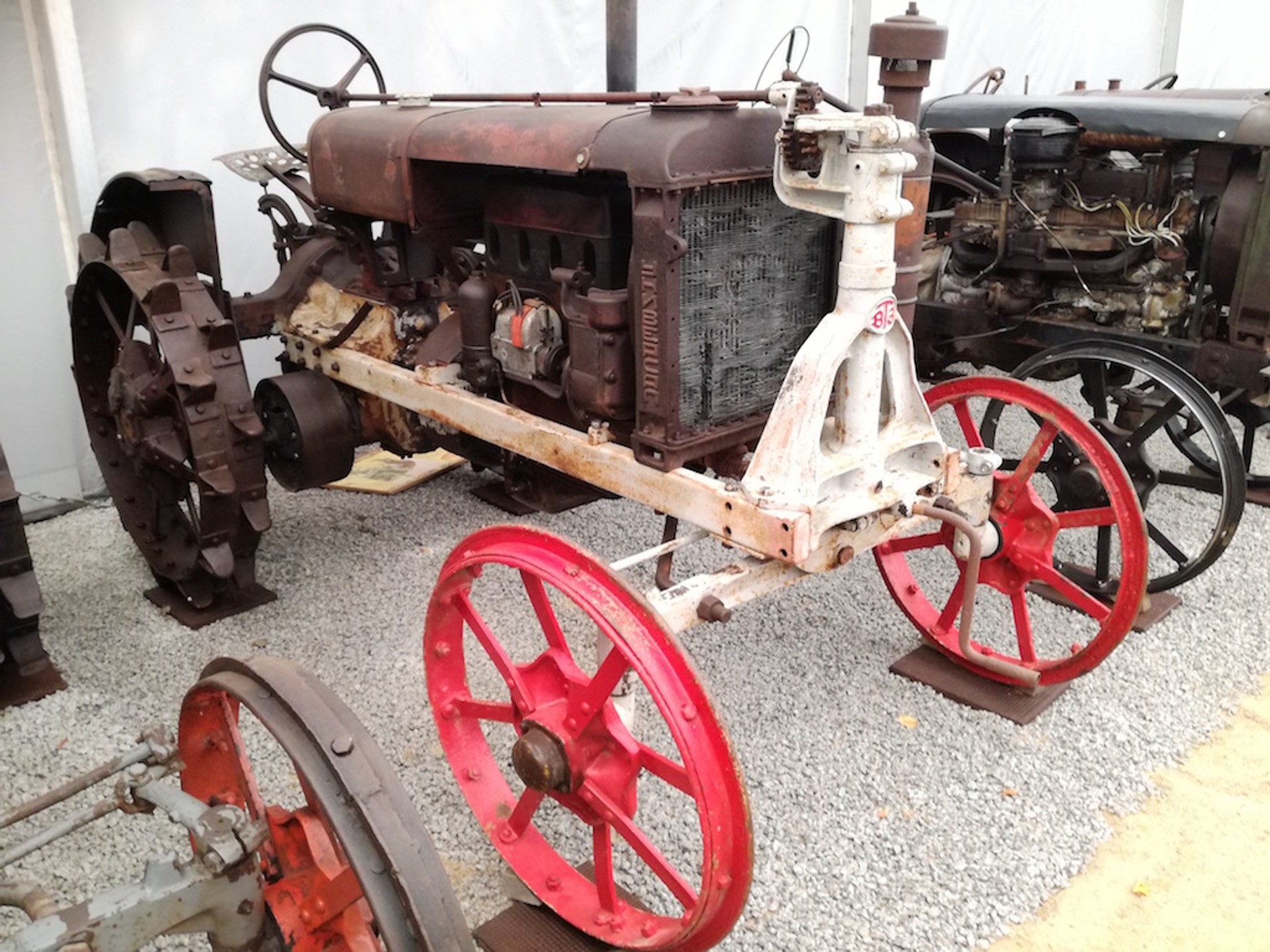 Zabytkowe traktory – muzeum na Litwie