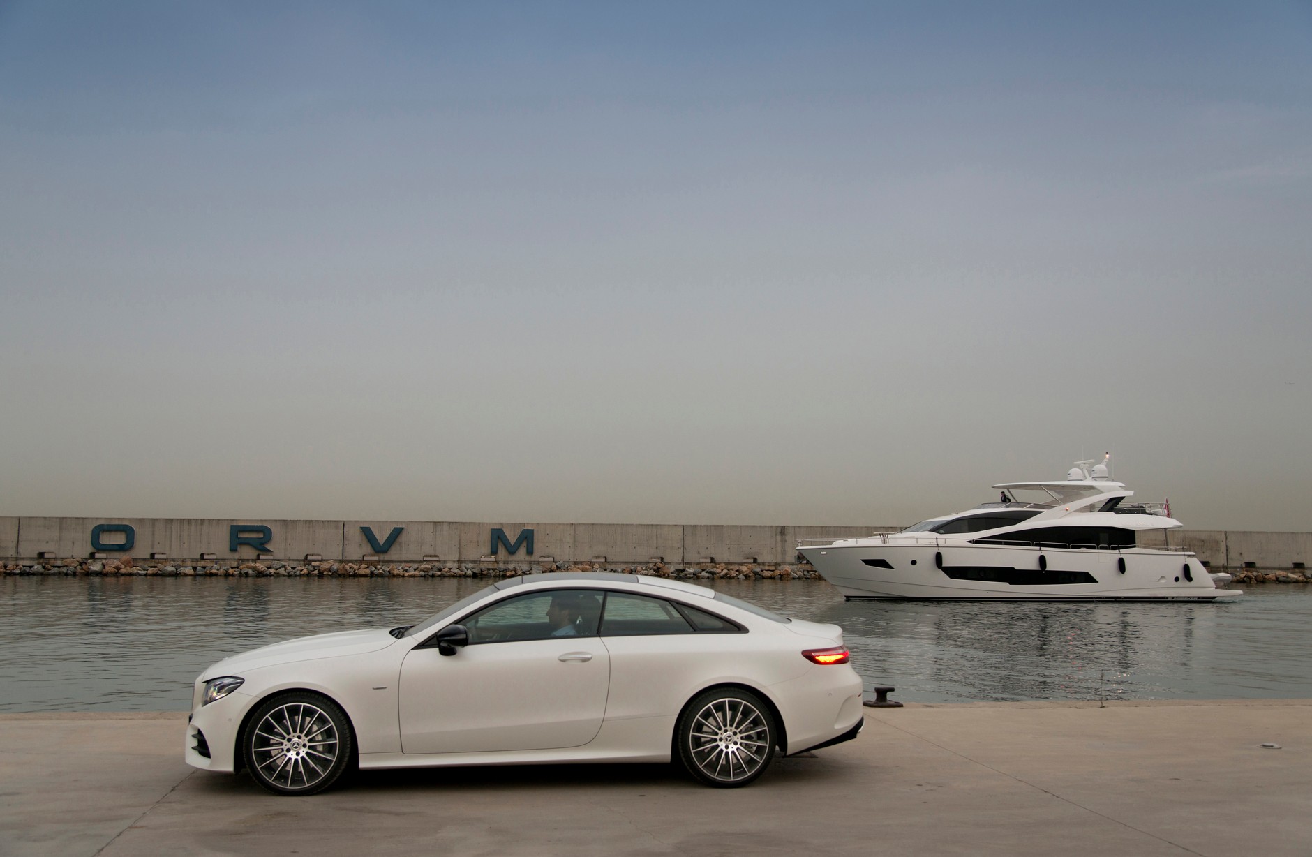 Mercedes E 400 4MATIC Coupe