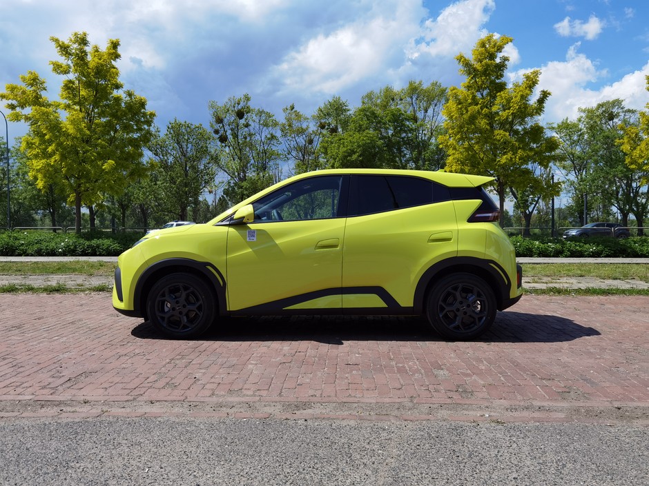 BYD Dolphin Surf