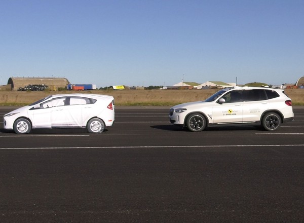 Euro NCAP sprawdziło asystentów jazdy na autostradzie