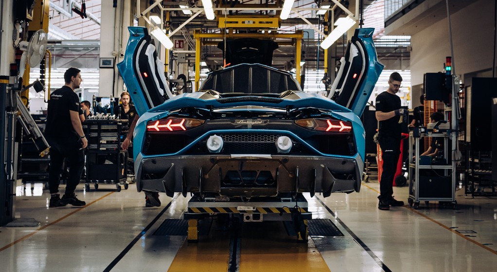 Lamborghini Aventador koniec produkcji