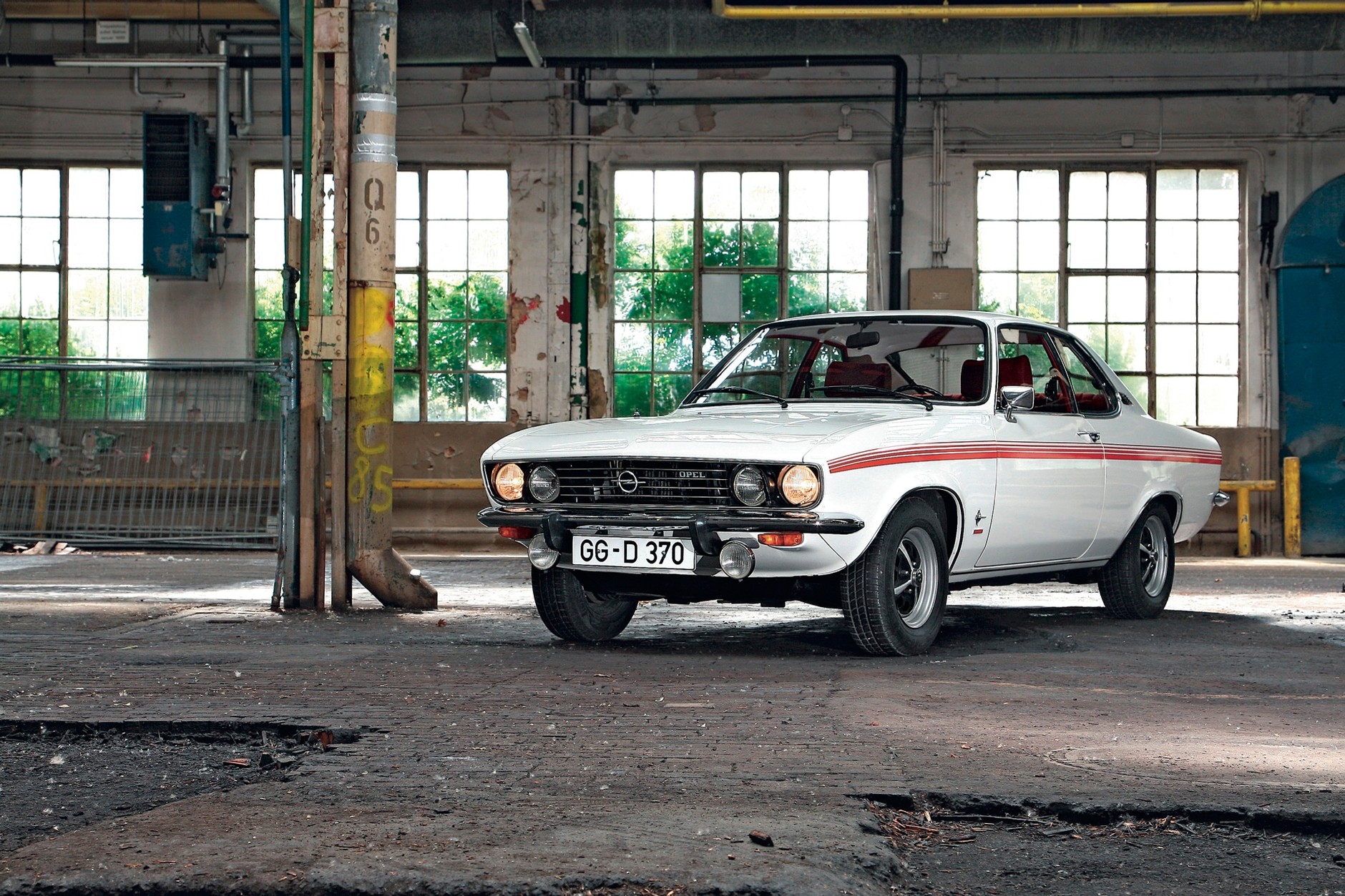 Opel Manta 1900
