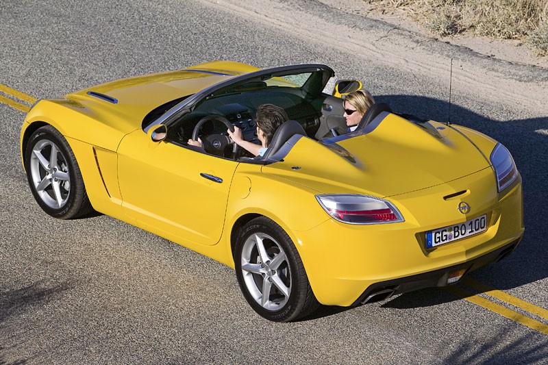 Opel GT: koniec małego roadstera! (fotogaleria)