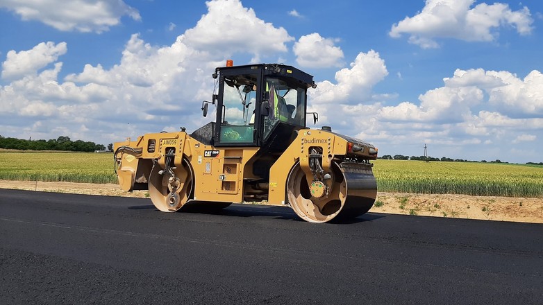 Pachnący asfalt firm Budimex i Lotos Asfalt