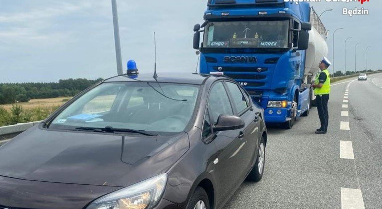 "Wyścig słoni" trwa. Posypały się kolejne mandaty na S1