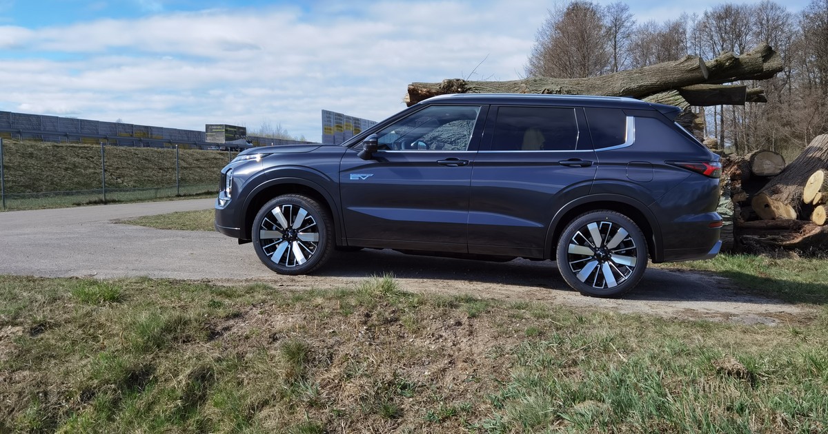 Mitsubishi Outlander PHEV