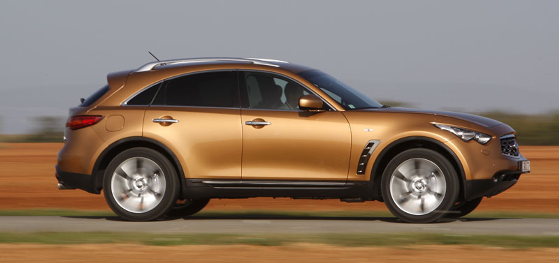 Tokio 2009: Infiniti przygotowuje auto z napedem elektrycznym