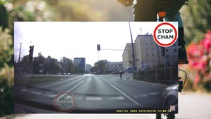 Jego przepisy nie obowiązują? Przez 7 km rowerzysta przejeżdżał na czerwonym 