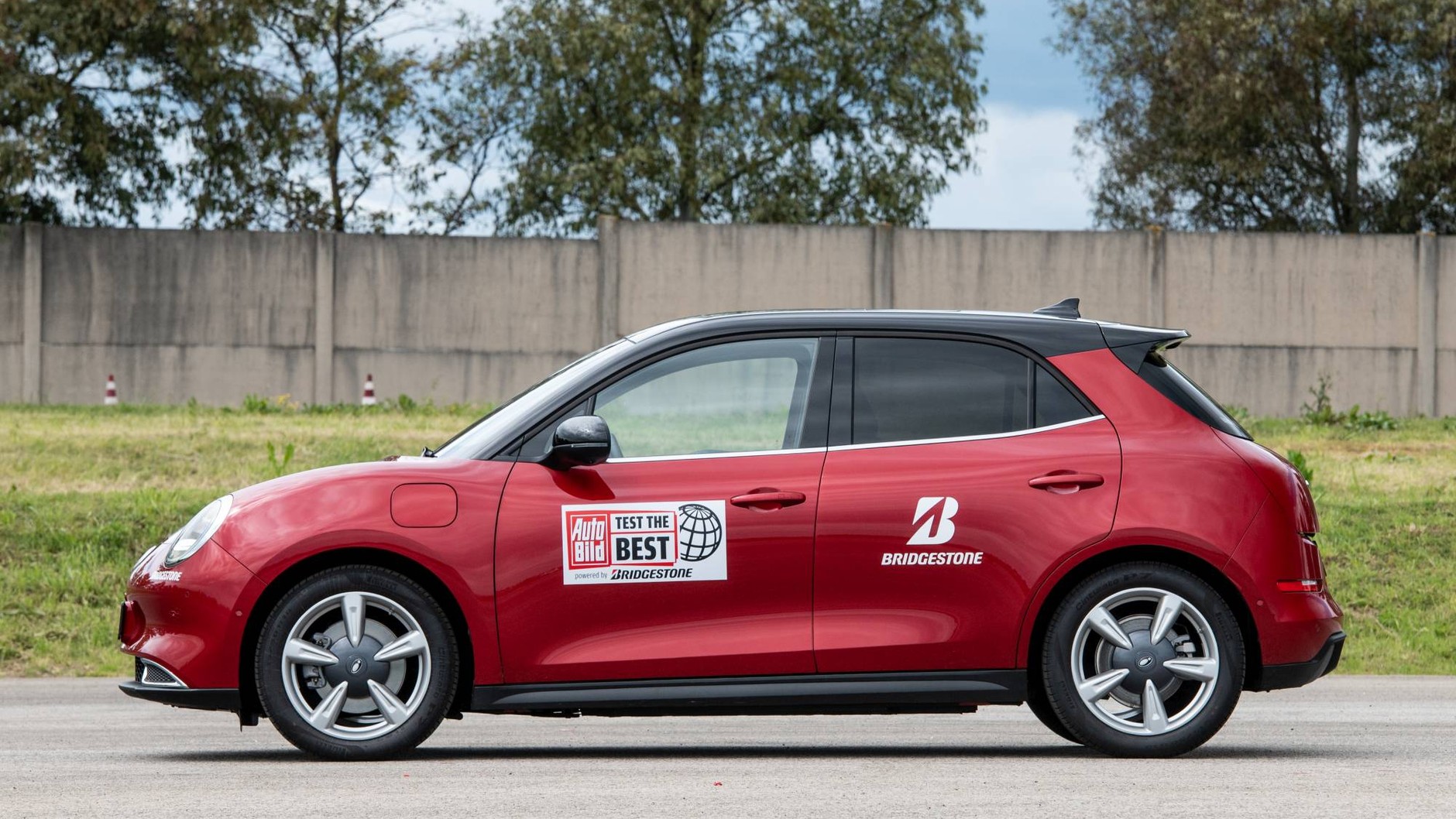 Test the Best – Ora Funky Cat