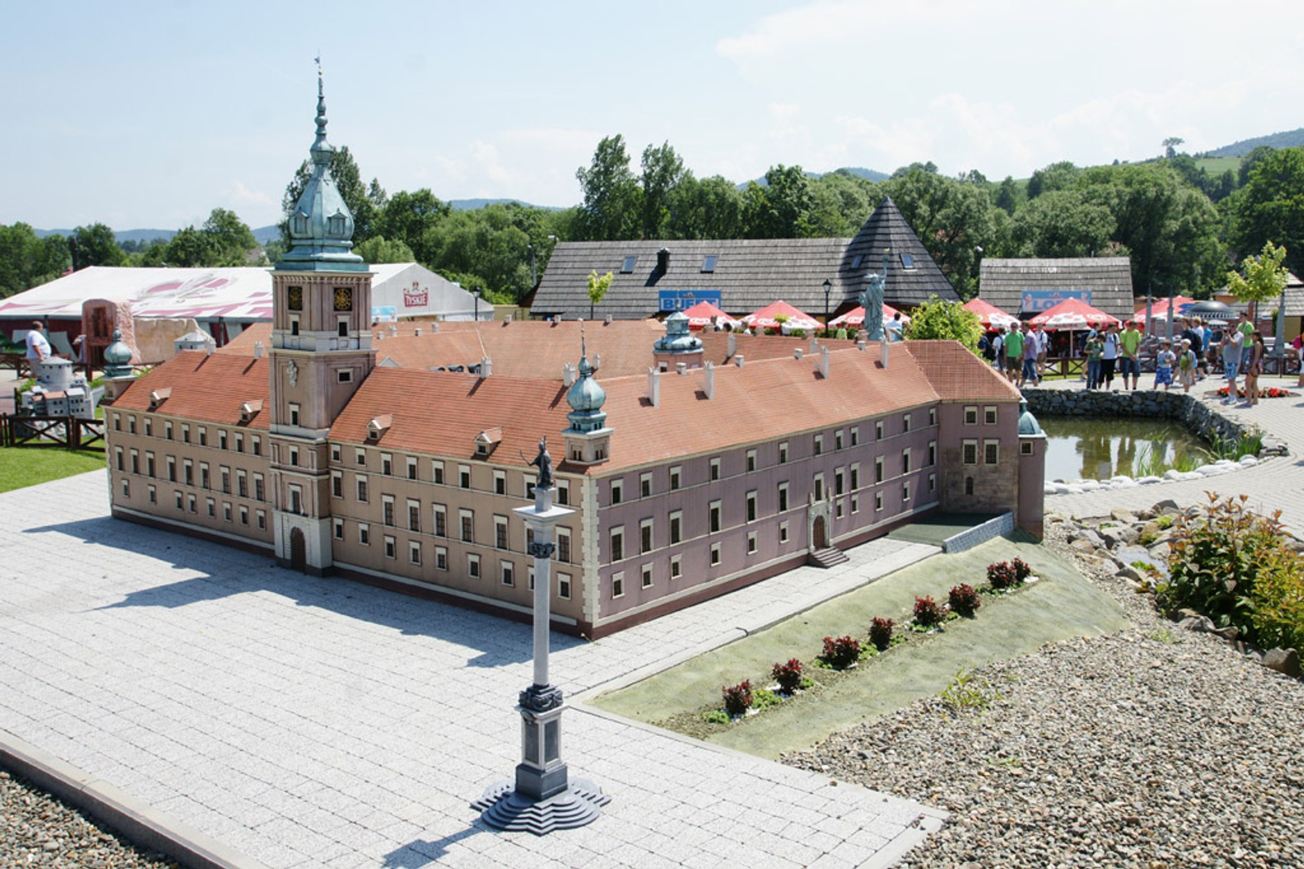 Rodzinne podróże z Fordem: Grand C-Max zawiózł nas do Mirowa