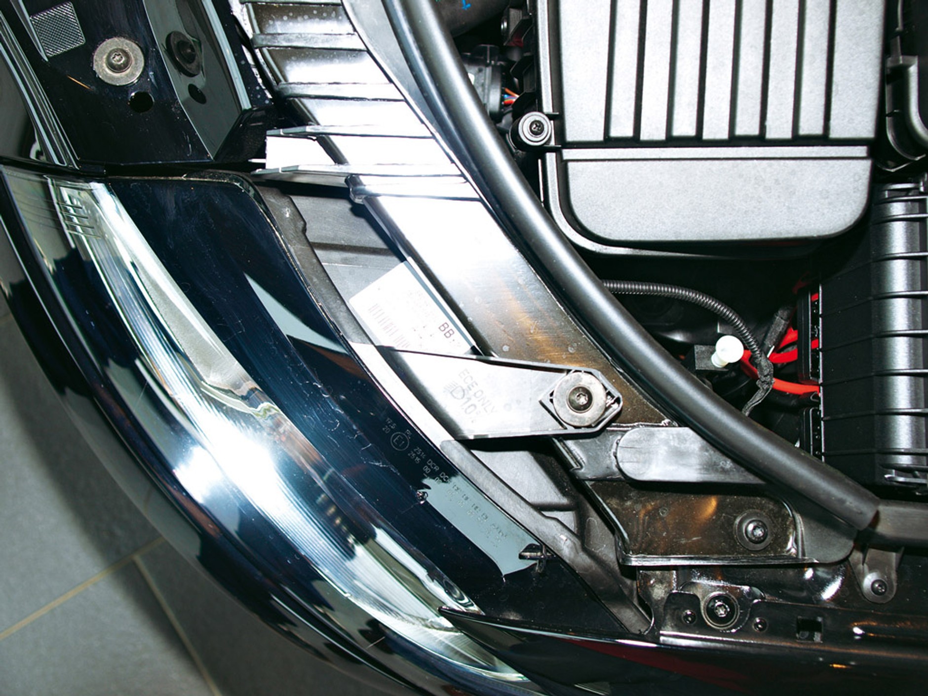 Audi A3 - wymiana żarówki