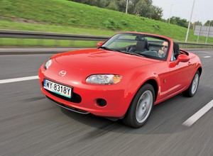 Mazda MX-5 (2005-15) – solidny samochód, ale ma kilka punktów zapalnych