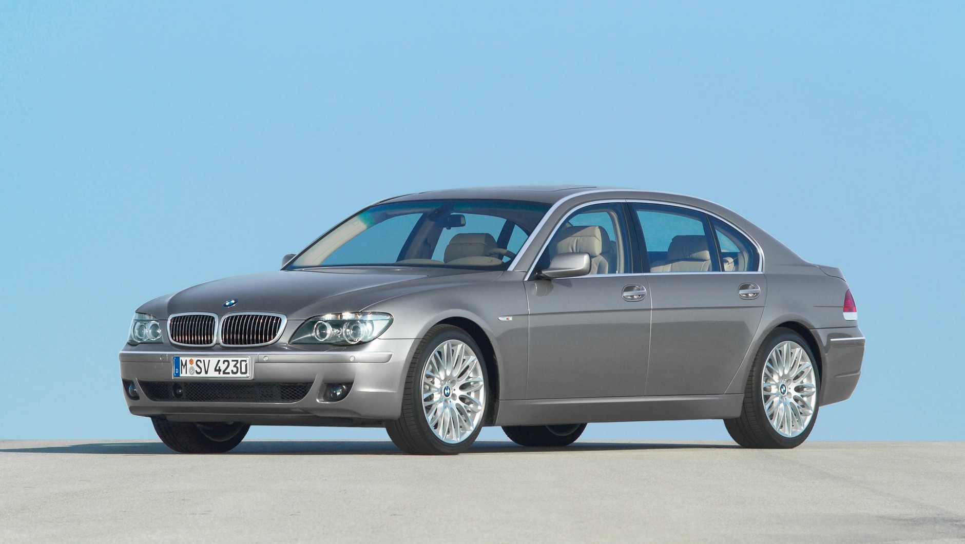 BMW serii 7 (E65/66; 2001-2008)