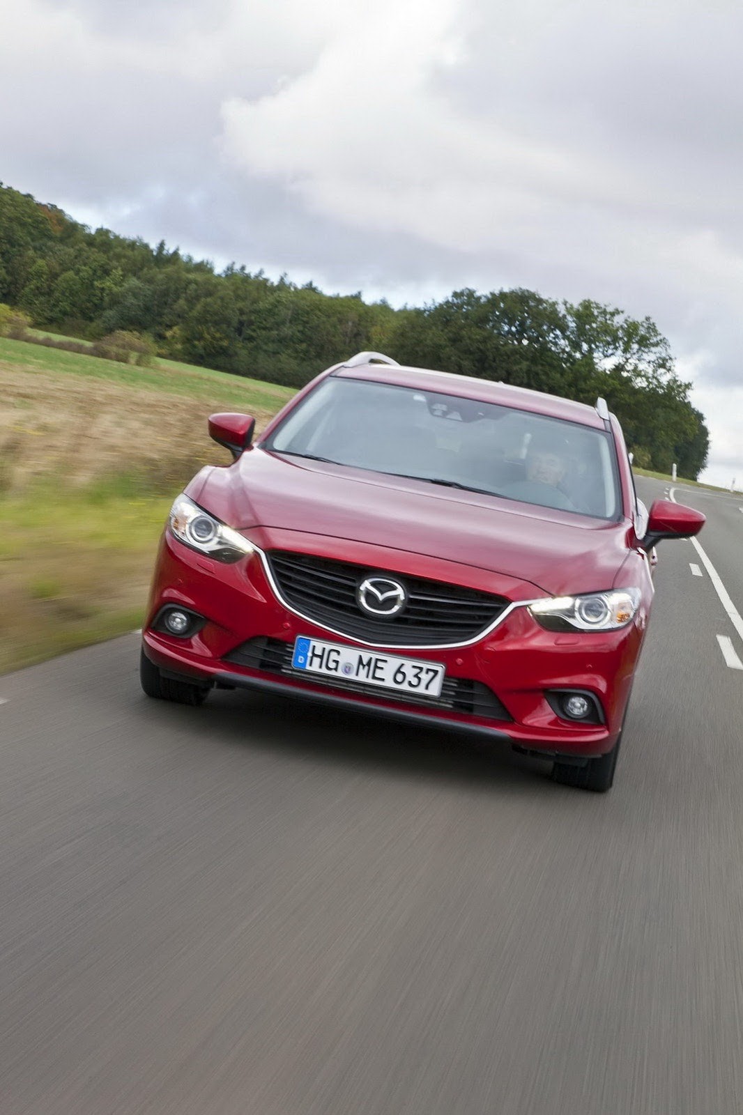 Wiemy jak jeździ nowa Mazda 6: nareszcie ma to coś!