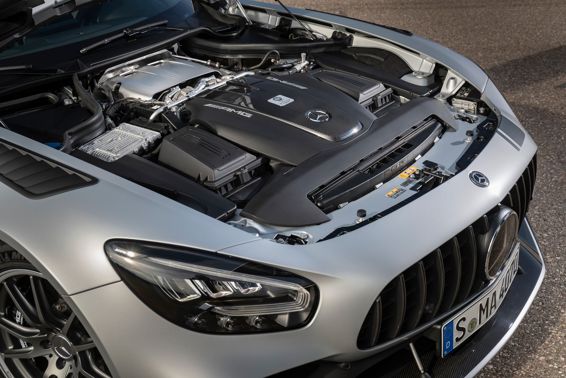 Mercedes-AMG GT R PRO