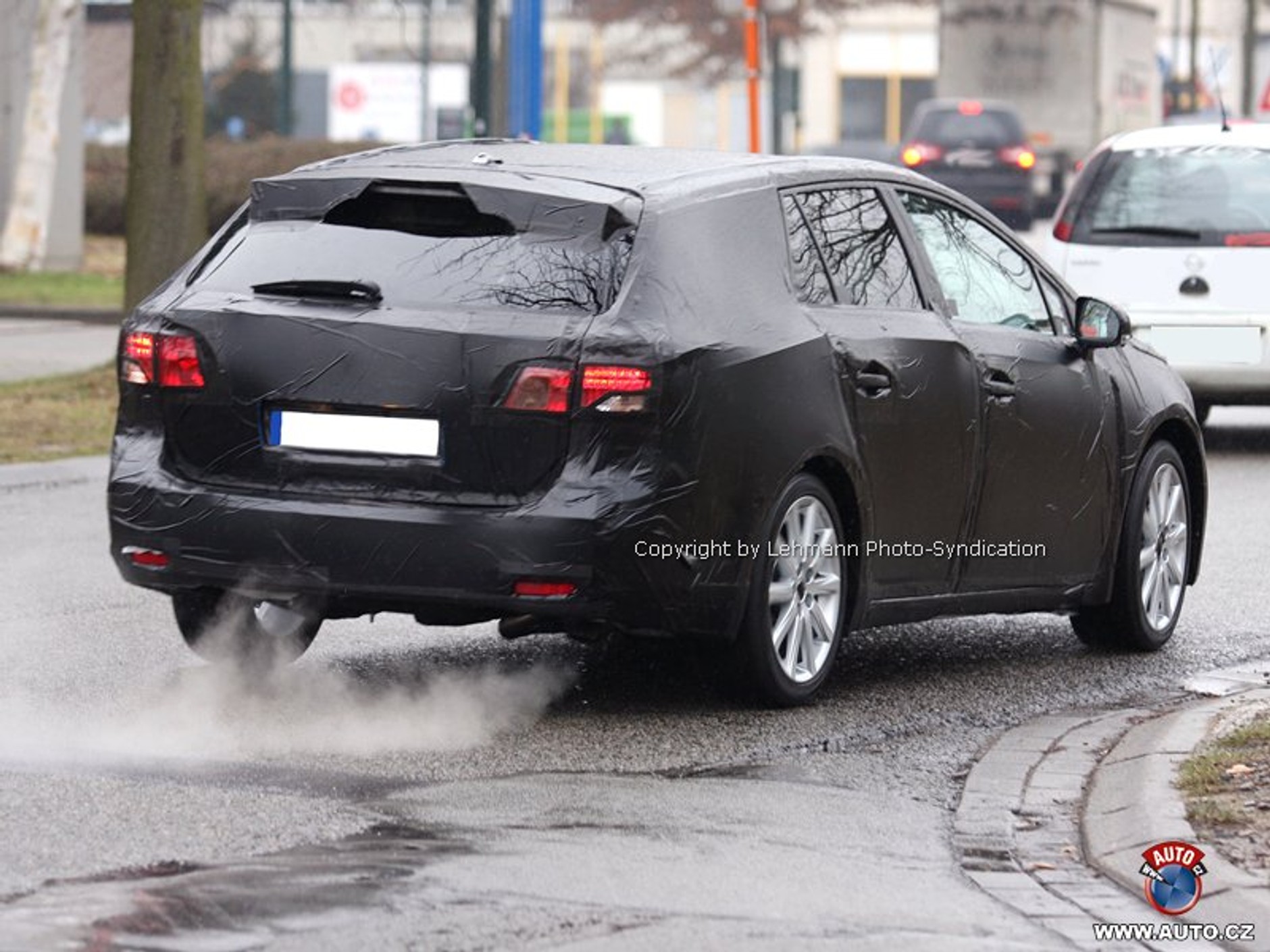 Zdjęcia szpiegowskie: Toyota Avensis w kolejnym wcieleniu