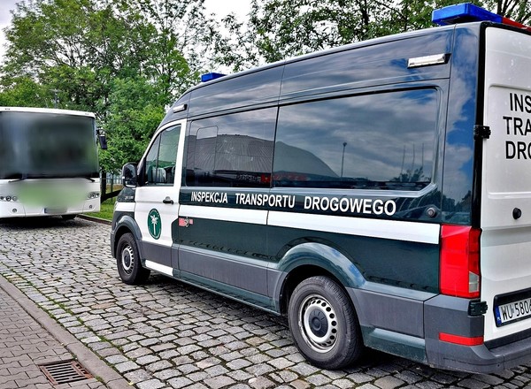 Dzieci miały tak pojechać na wycieczkę. Inspektorzy ITD temu zapobiegli