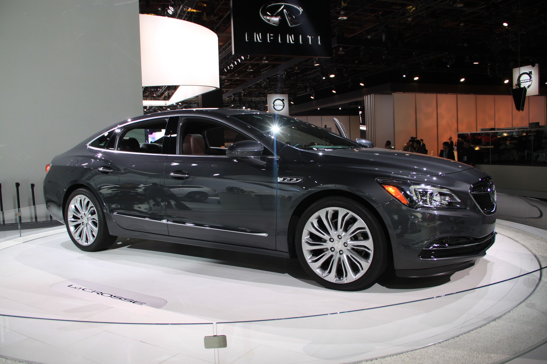Buick LaCrosse (Detroit 2016)