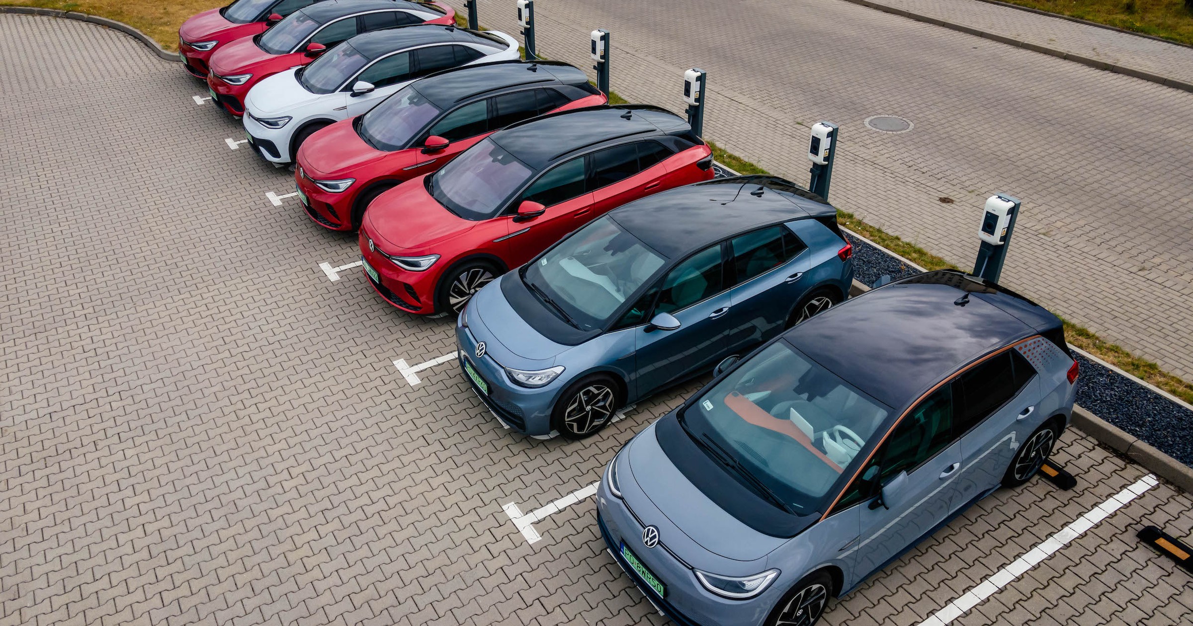 Punkty ładowania elektryków przy salonach Volkswagena