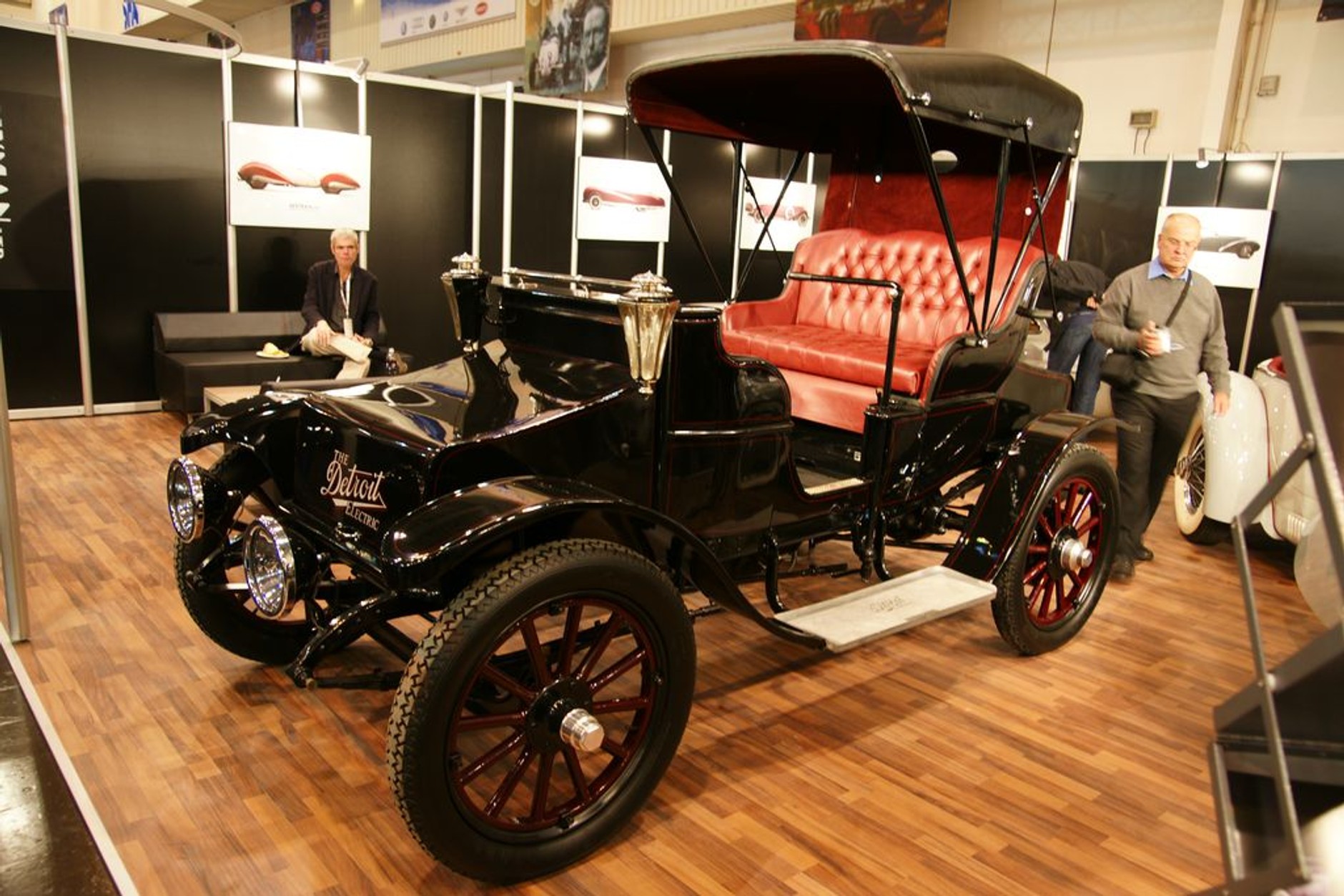 Techno Classica Essen 2010: targi rekordów - zaprzeczenie kryzysu w motoryzacji (galeria)