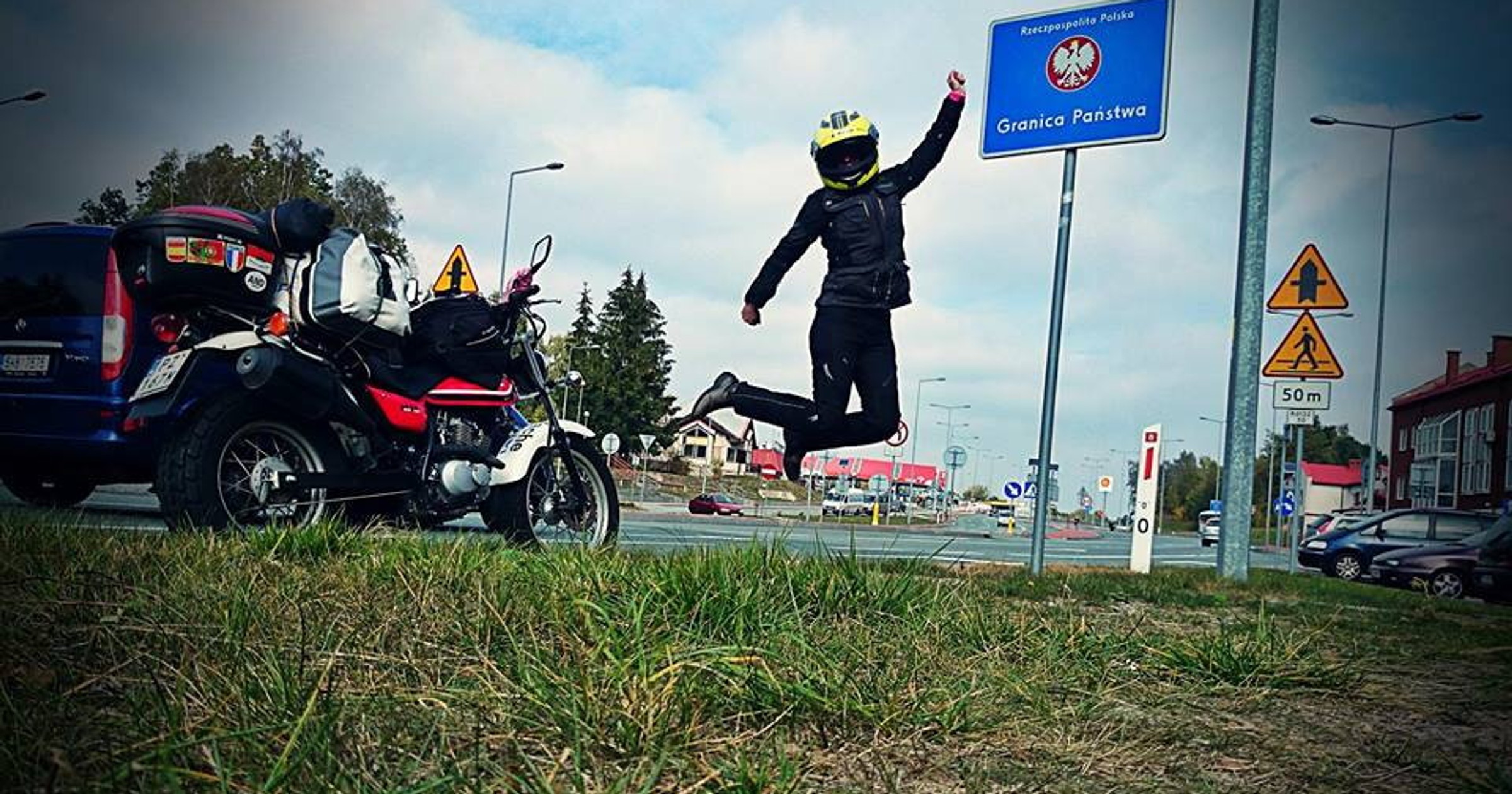 Weronika i Suzuki VanVan 125