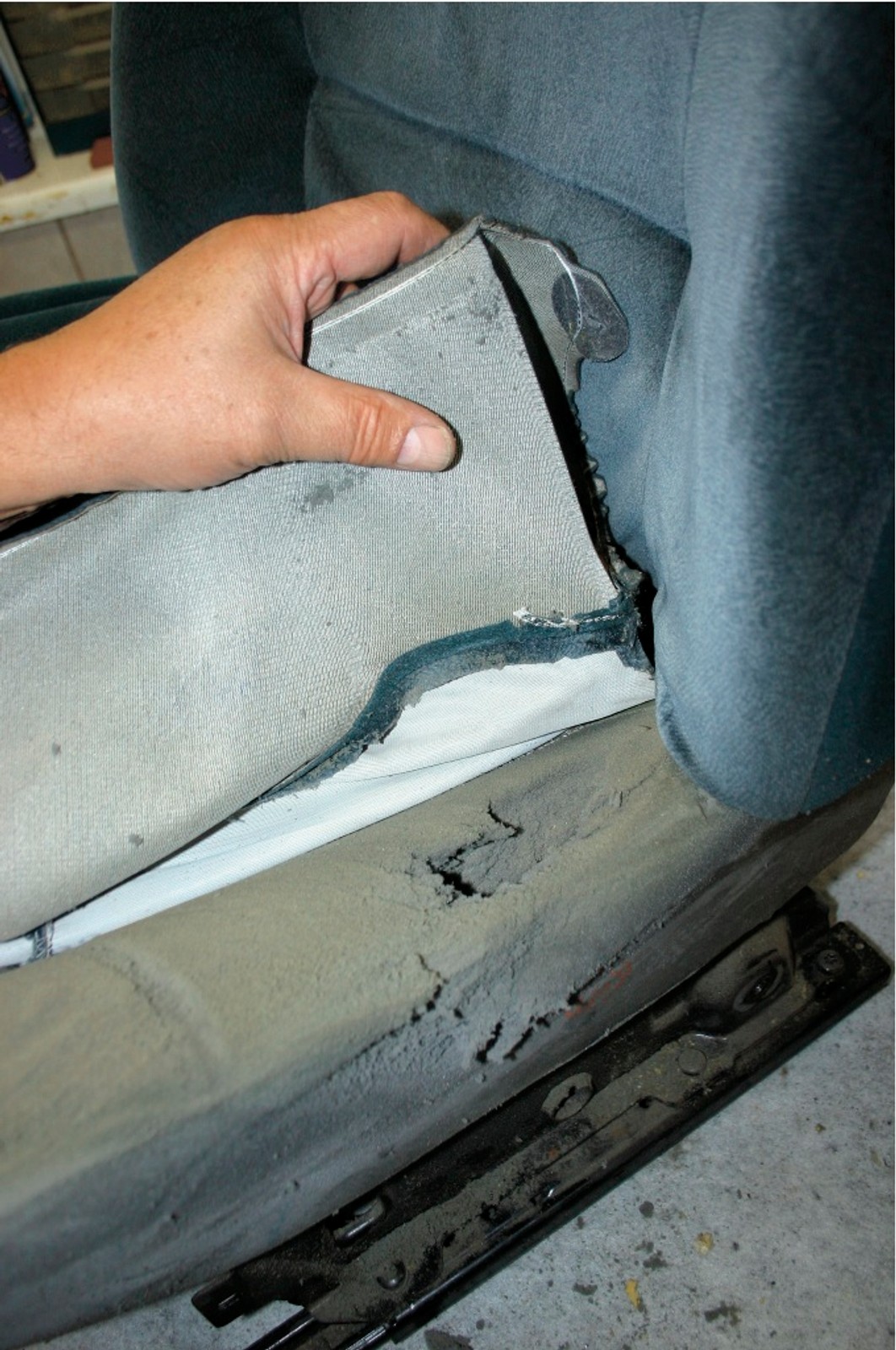 Naprawa fotela - to łatwe i tanie