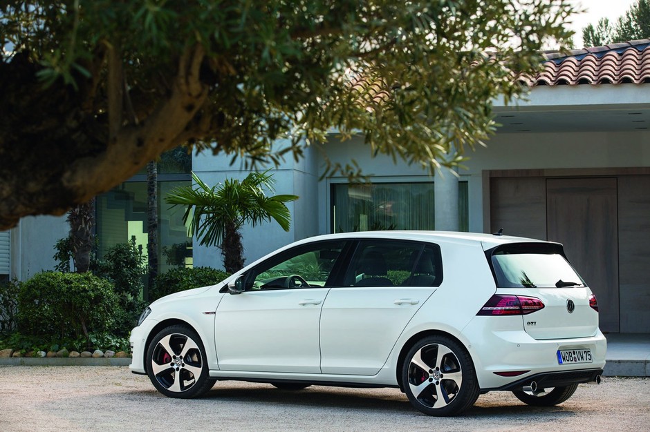 Volkswagen Golf GTI na zdjęciach