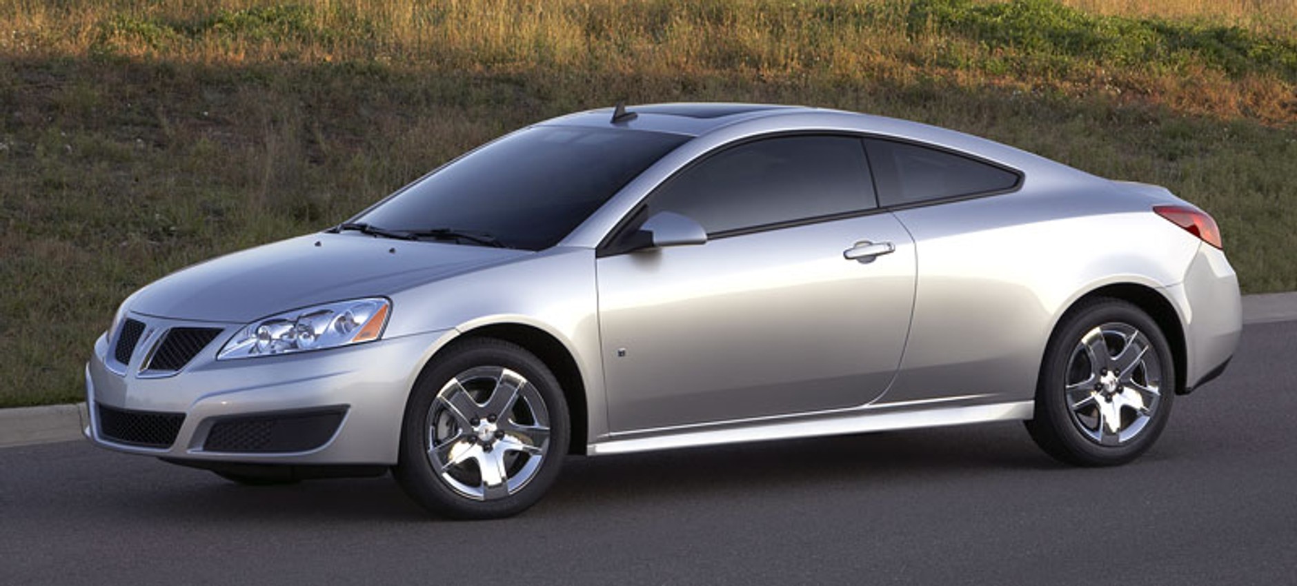 Los Angeles 2008: Pontiac G6 – facelifting na rok modelowy 2009