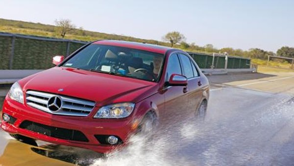 Test opon letnich w rozmiarze 225/45 R 17
